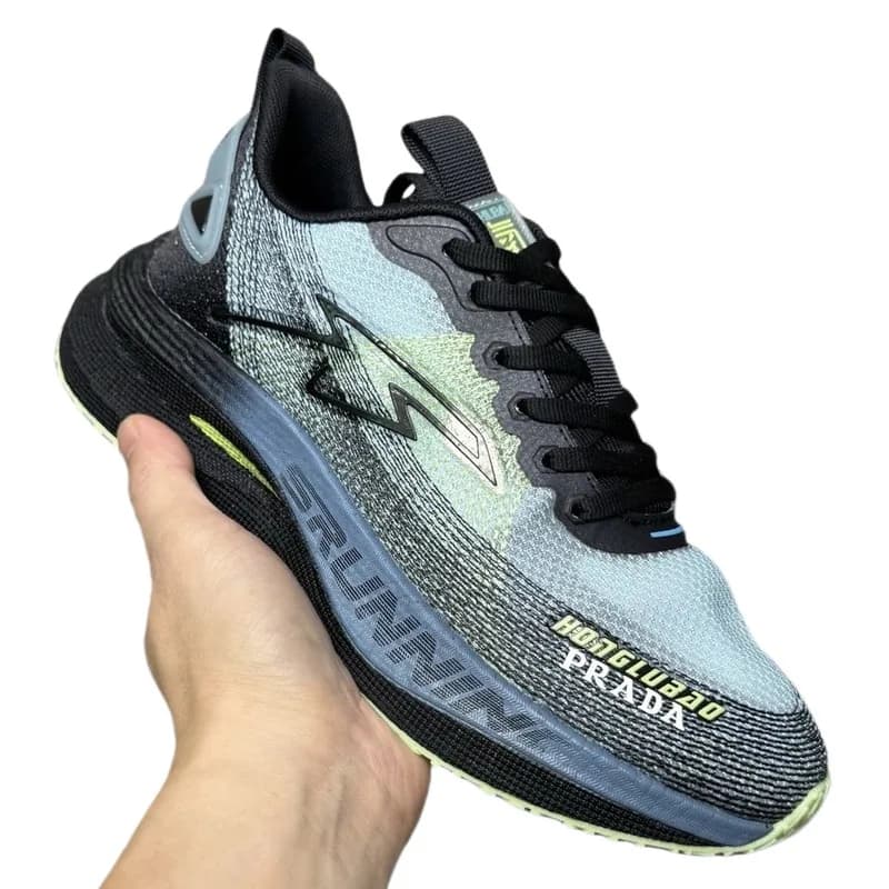 New Balance SC Trainer v2 Black Volt footwear product reference on a clean background