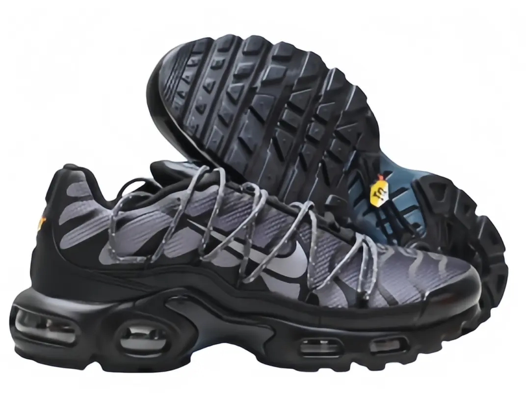 Nike Air Max Plus (TN) footwear product reference on a clean background