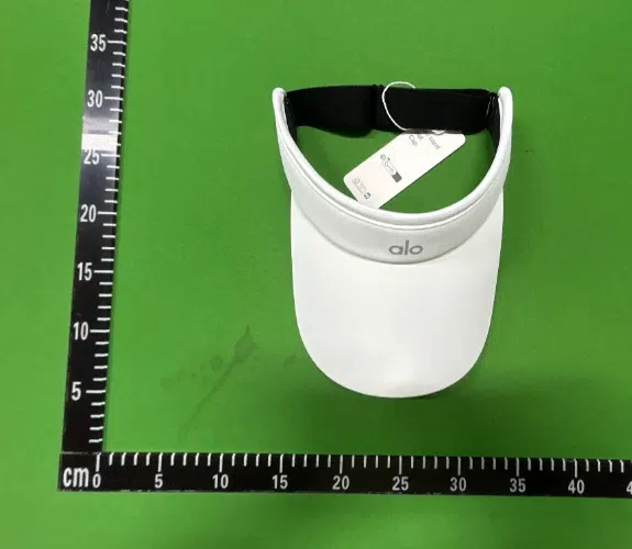 QC photo 1 for Alo Yoga Cap