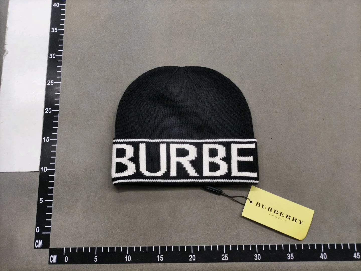 QC photo 1 for Burberry Beanie