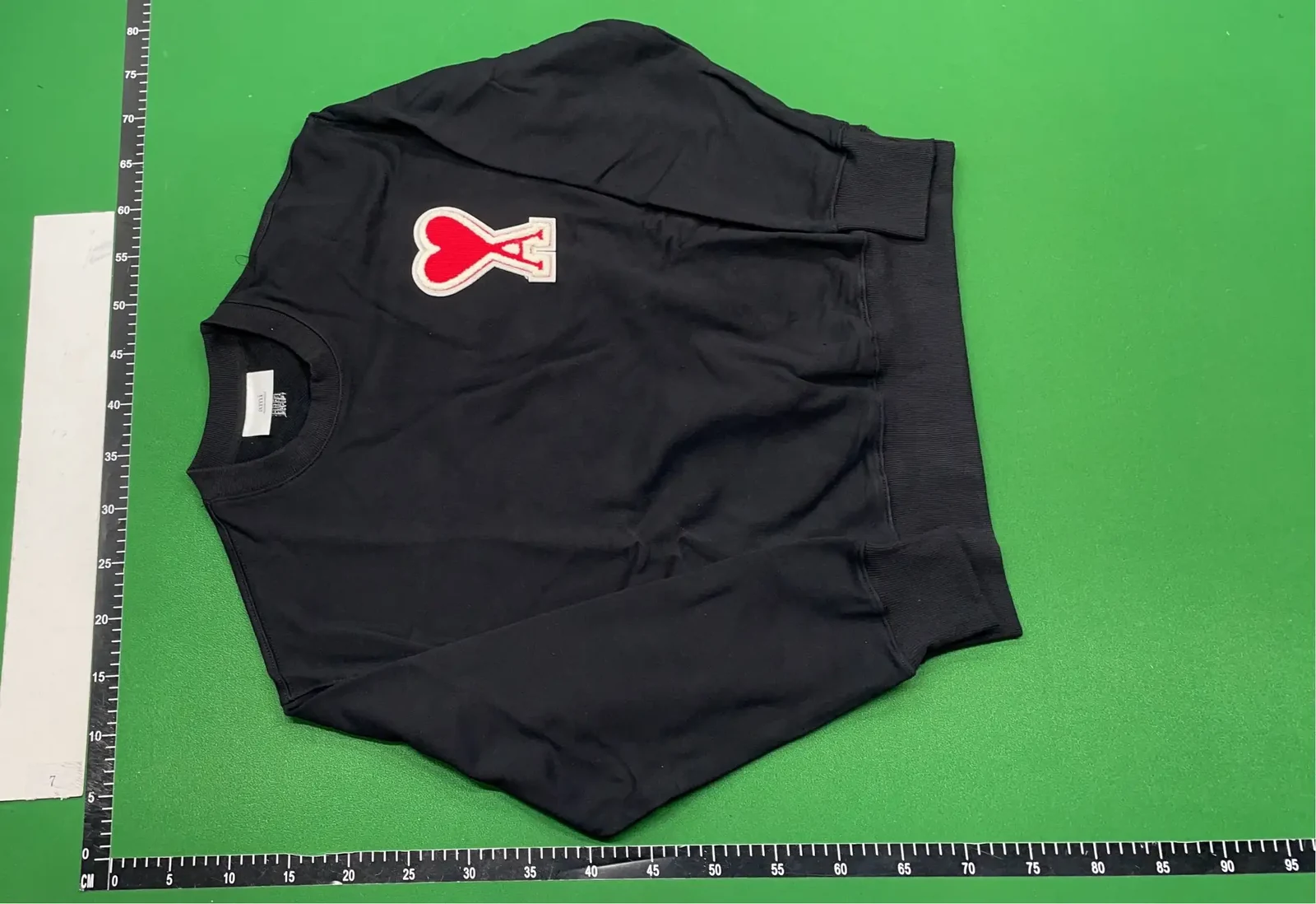 QC photo 1 for Ami Sweatshirt