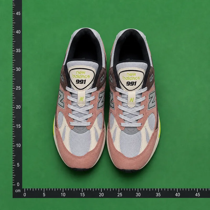 QC photo reference for New Balance 991v1