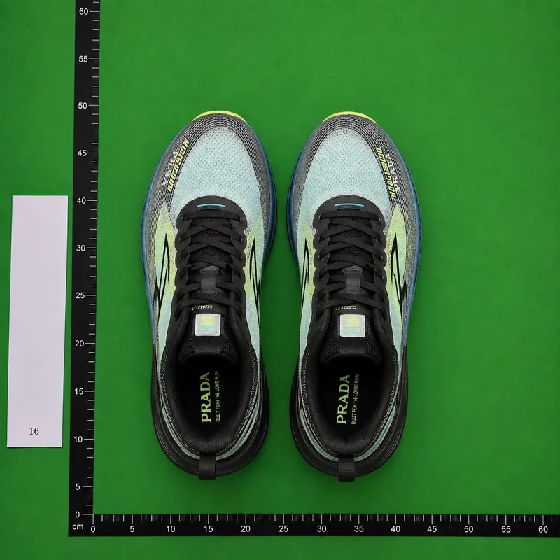 QC photo reference for New Balance SC Trainer v2 Black Volt