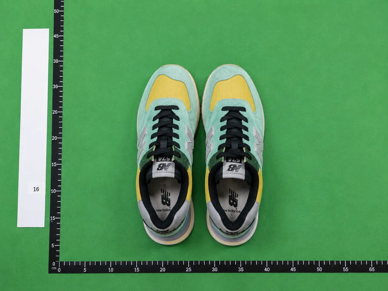 QC photo reference for Stone Island X New Balance U574