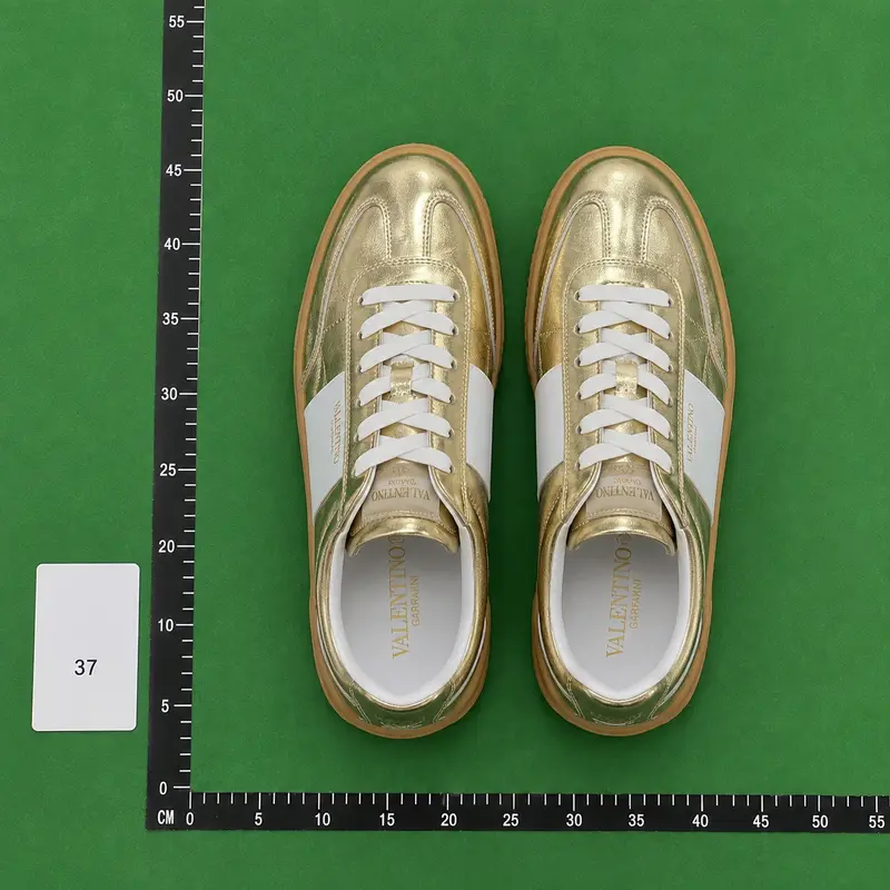 QC photo reference for Valentino Garavani Upvillage