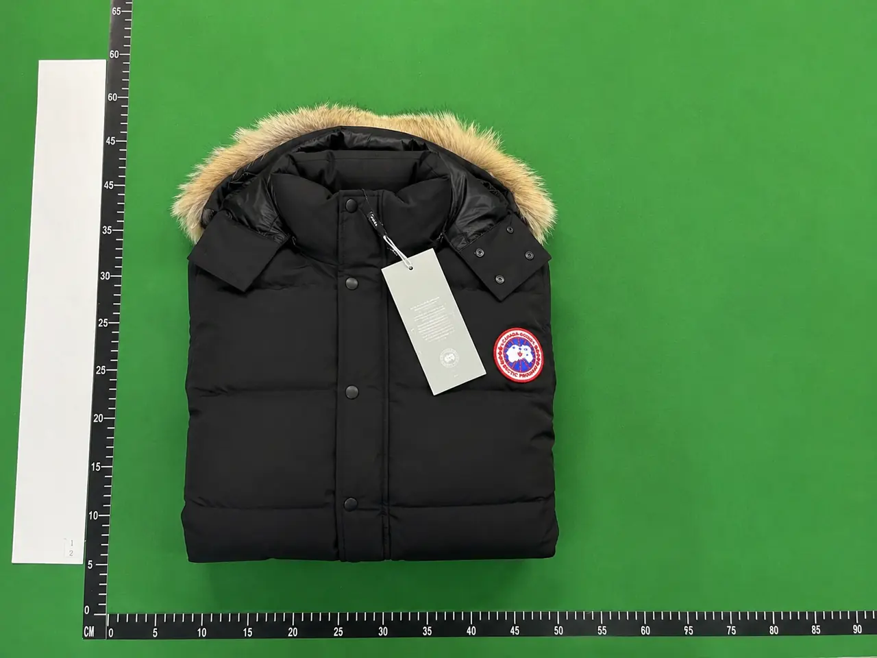 QC photo 3 for Canada Goose Wyndham Parka