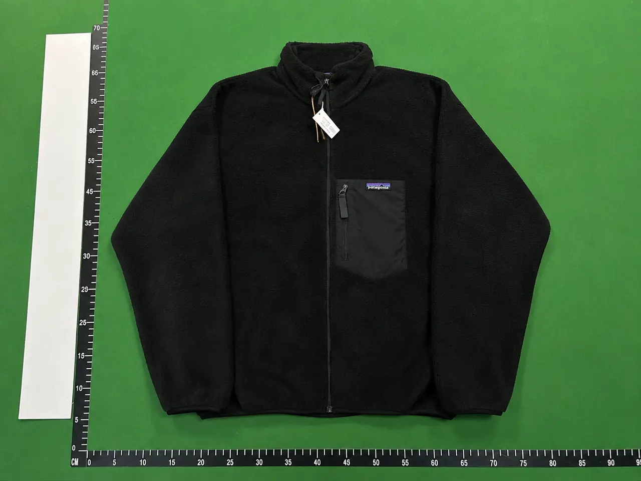 QC photo reference for Patagonia Classic Retro-X Fleece Jacket
